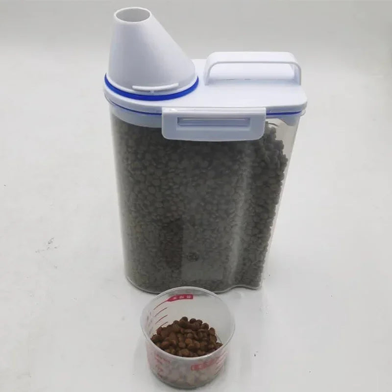 FreshPaws Food Storage Container