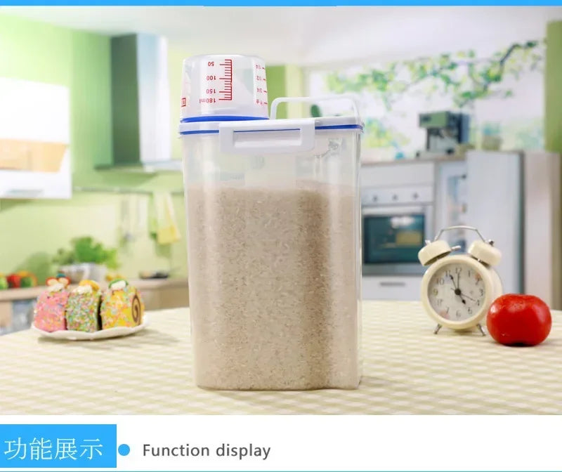 FreshPaws Food Storage Container