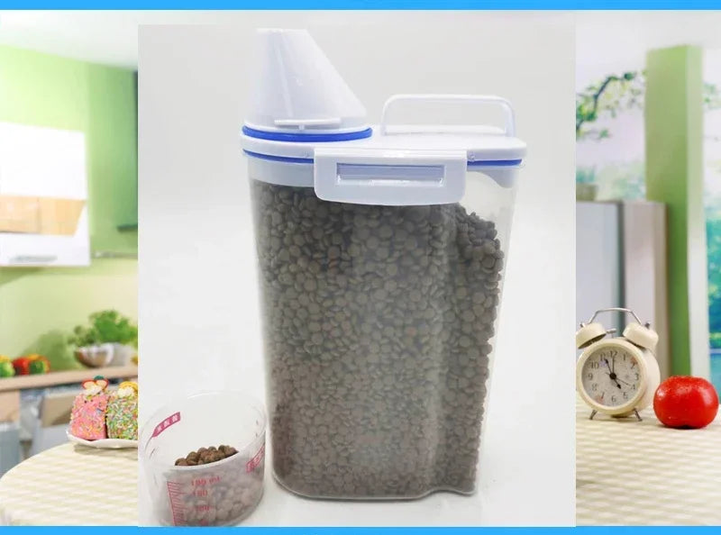 FreshPaws Food Storage Container
